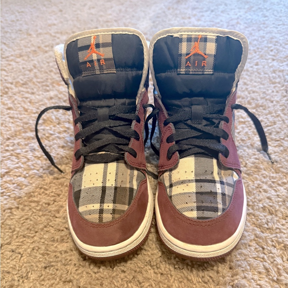Nike Jordan Mid 1 SE Plaid Size 6.5Y